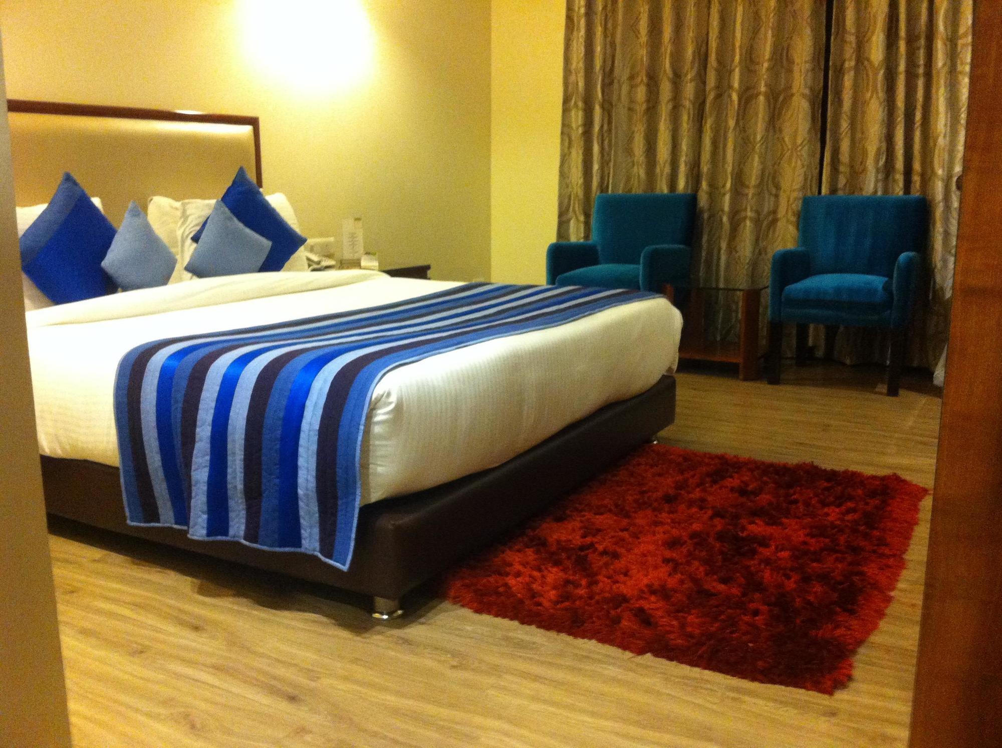 One Earth Avaas Hotel Amritsar Buitenkant foto