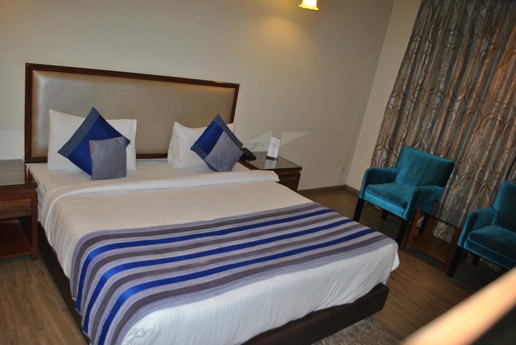 One Earth Avaas Hotel Amritsar Buitenkant foto