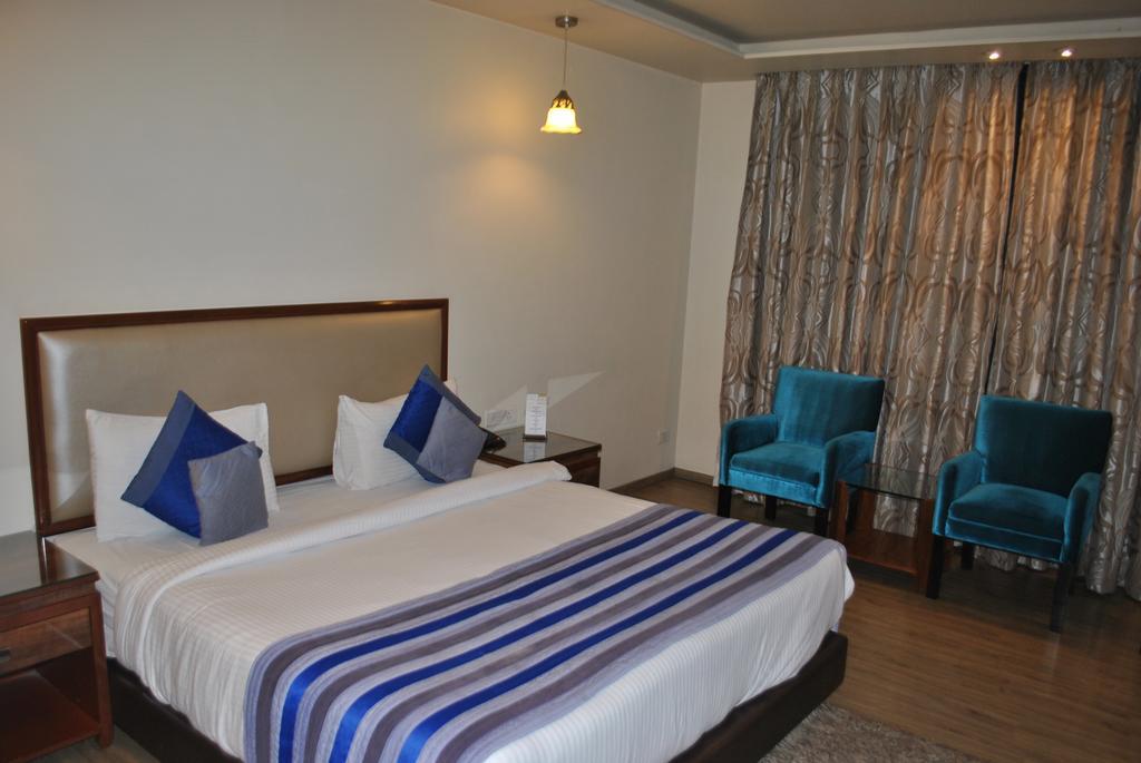 One Earth Avaas Hotel Amritsar Buitenkant foto
