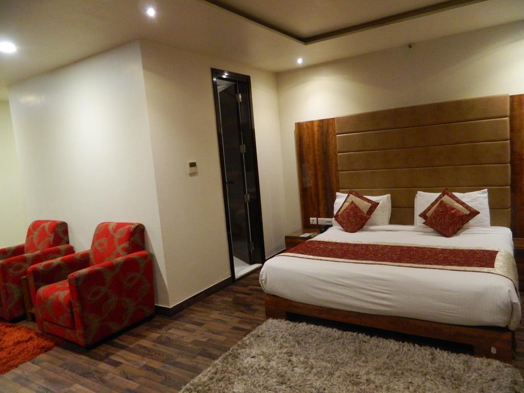 One Earth Avaas Hotel Amritsar Buitenkant foto