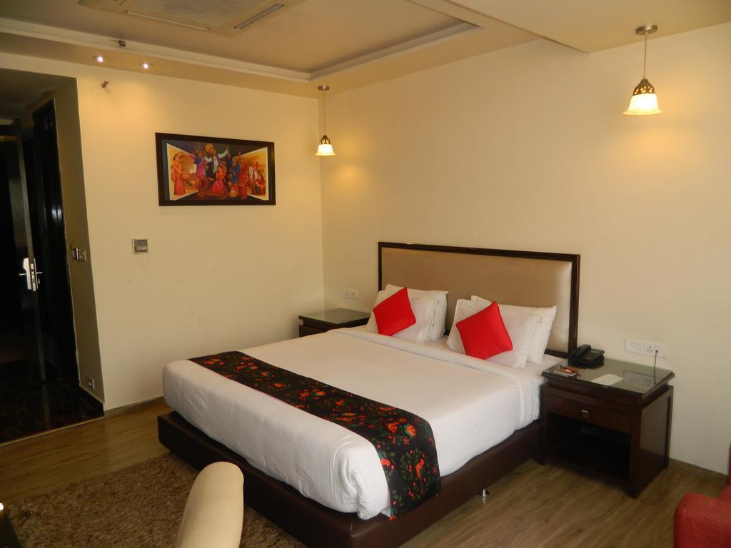 One Earth Avaas Hotel Amritsar Buitenkant foto