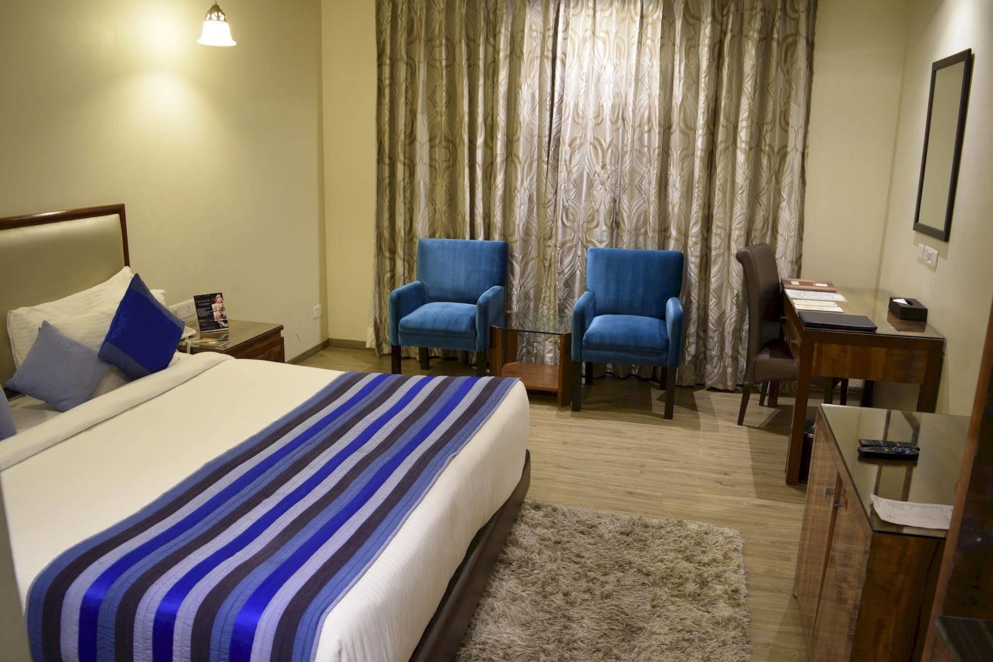 One Earth Avaas Hotel Amritsar Buitenkant foto