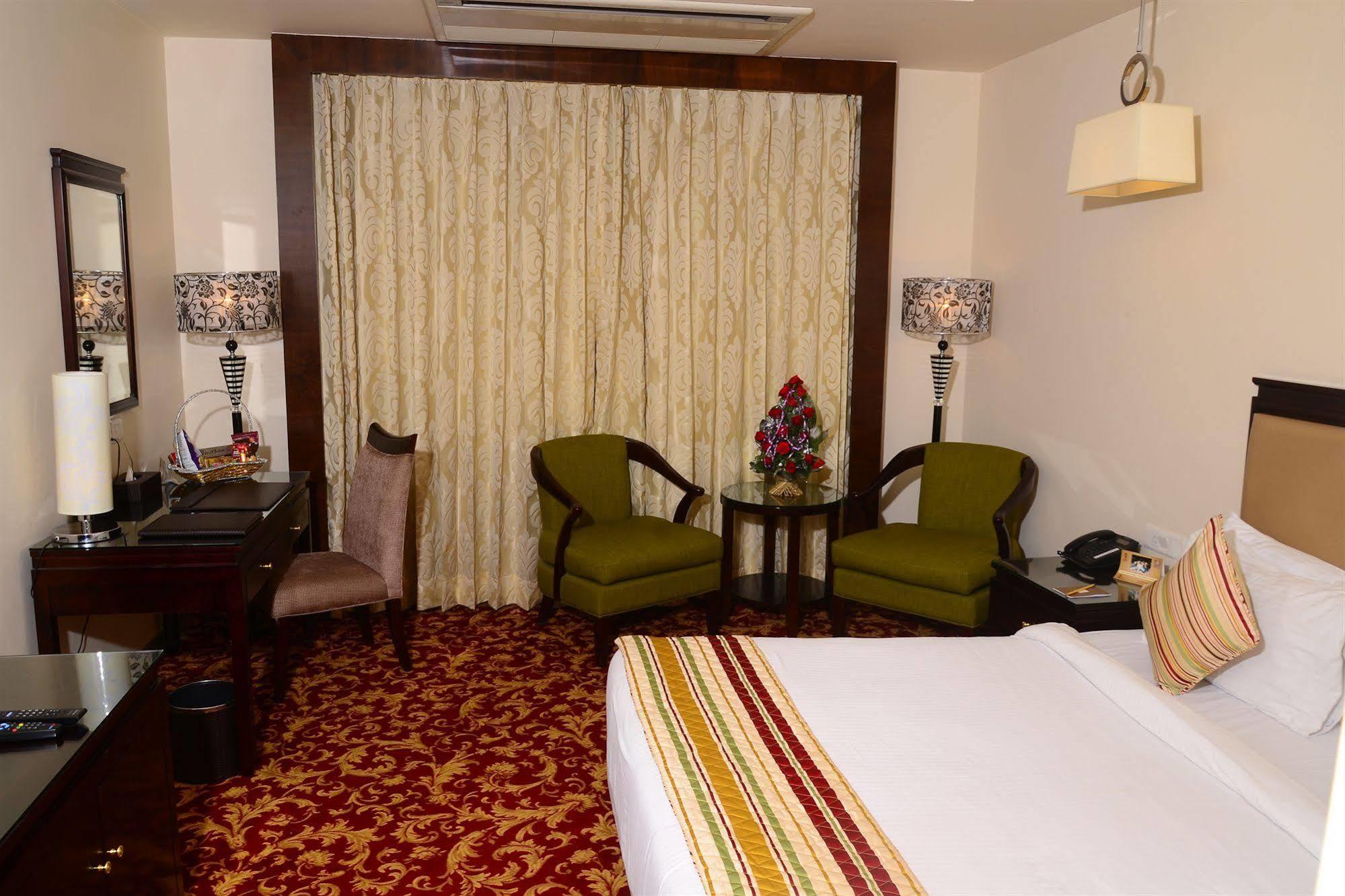 One Earth Avaas Hotel Amritsar Buitenkant foto
